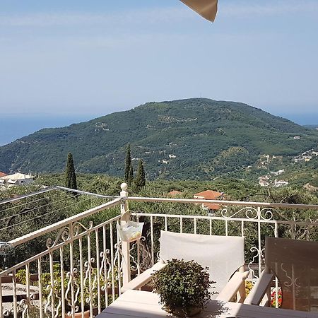 Vito'S Parga View Apartments Room photo